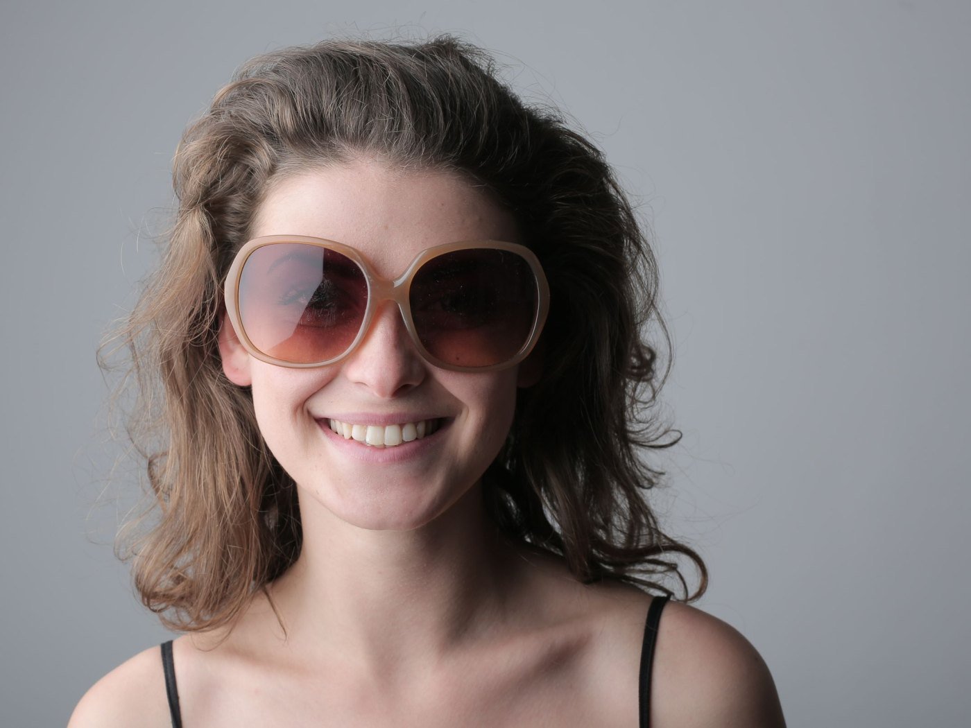 Woman wearing sunglasses from the new Chashma Ghar collection